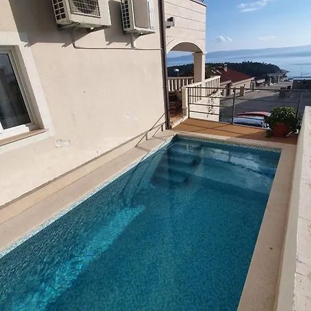 Apartment Apartment Azure Pool