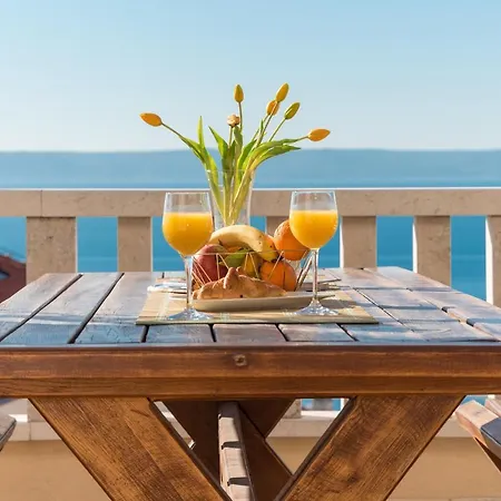 Apartment Azure Pool